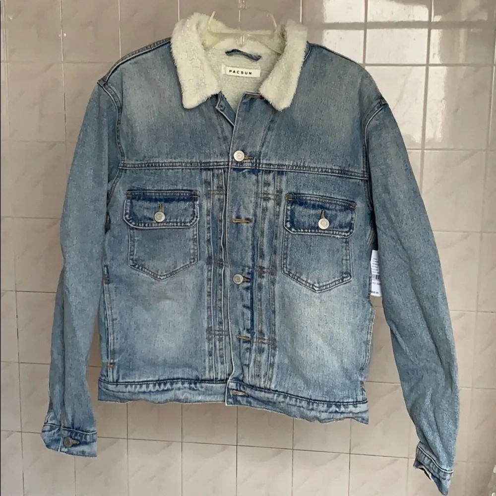 Pacsun Vintage Fit Sherpa Lined Denim Jacket - L